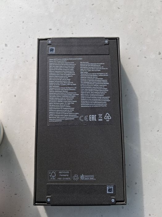 Срочно продам новый телефон