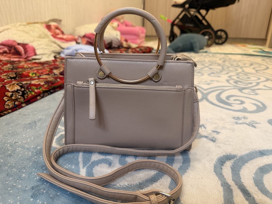 Продам сумки в хорошем состоянии