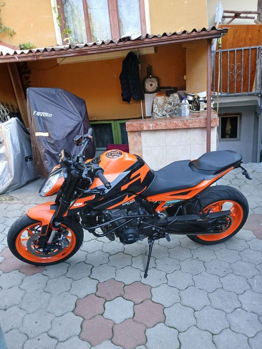 Vând KTM DUKE 890 GP an 2023