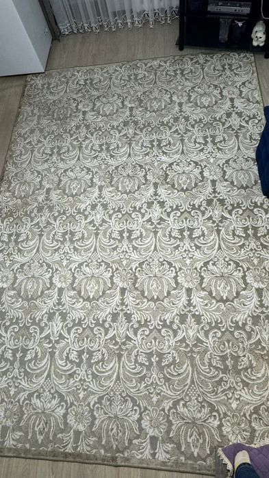 Продам ковер хорошии