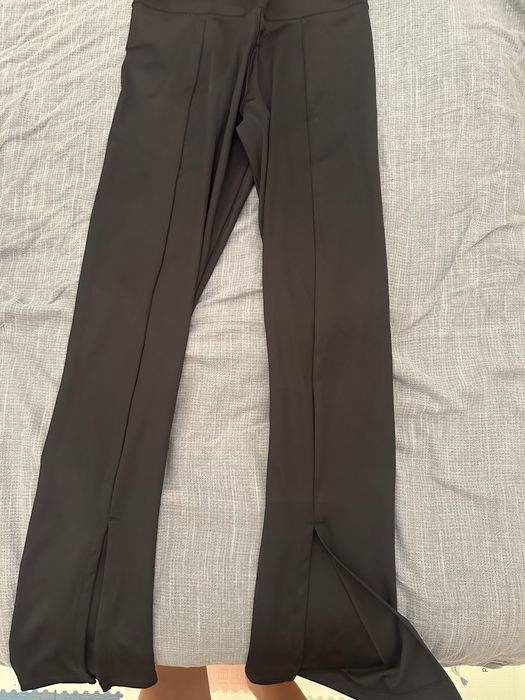 Pantaloni superbi Adidas noi nefolositi