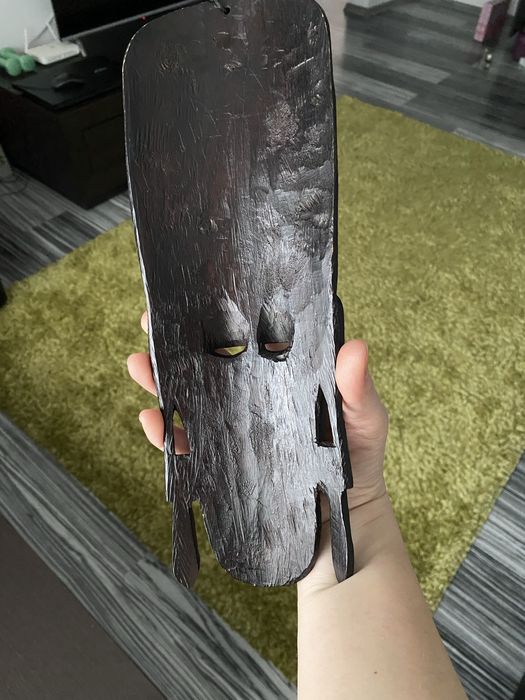 Vand masca africana din lemn, provenienta Mali