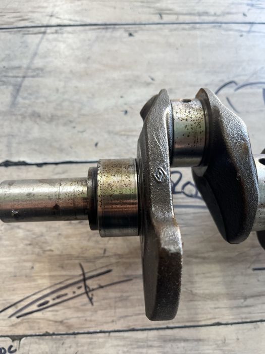 Коленвал на лада ларгус (К4М )