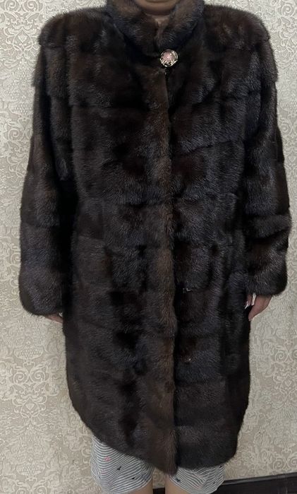 Продам норковую шубу