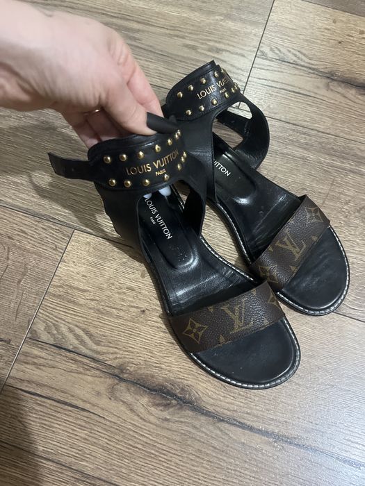 Sandale piele purtate o singura data