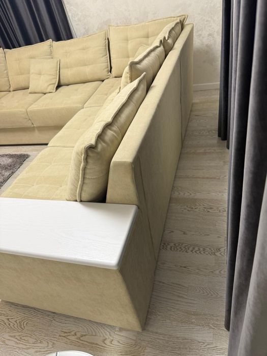 Canapea colțar XXL extensibilă – 5,10 m x 2,50 m