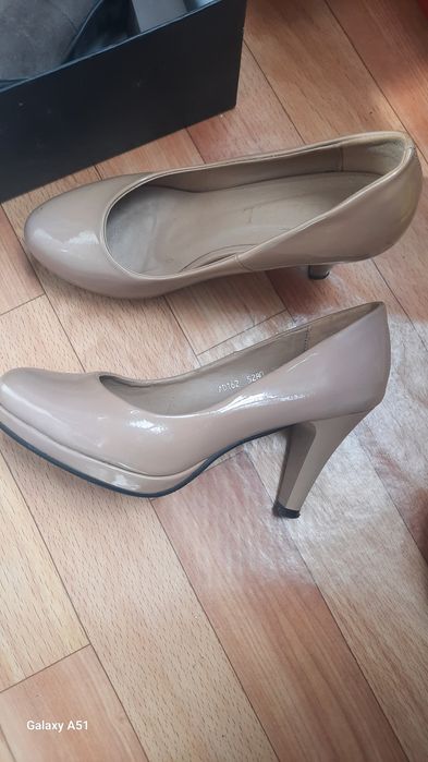 Обувь женская ,туфли