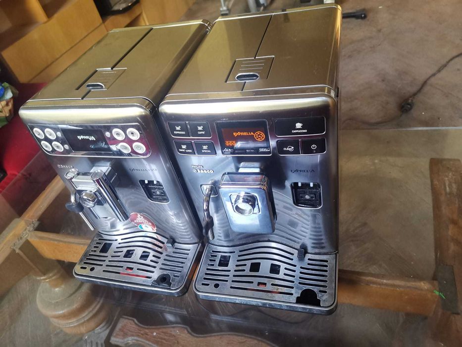 Aparat de cafea cu boabe Saeco Exprelia EVO