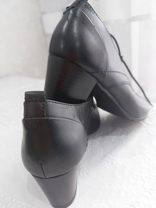 Женская обувь,  в чёрном цвете