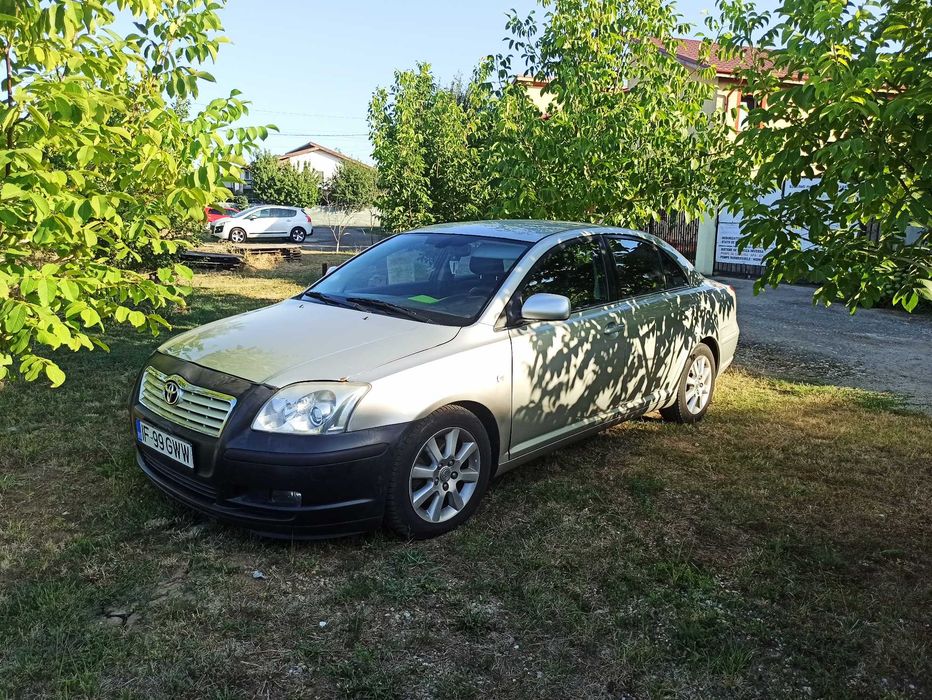 Toyota Avensis T25 - 2.2 diesel