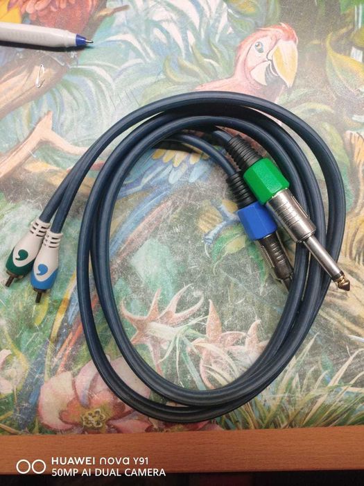 Продам микрофон проводной и кабель jack 6.3mm rca(тюльпаны)