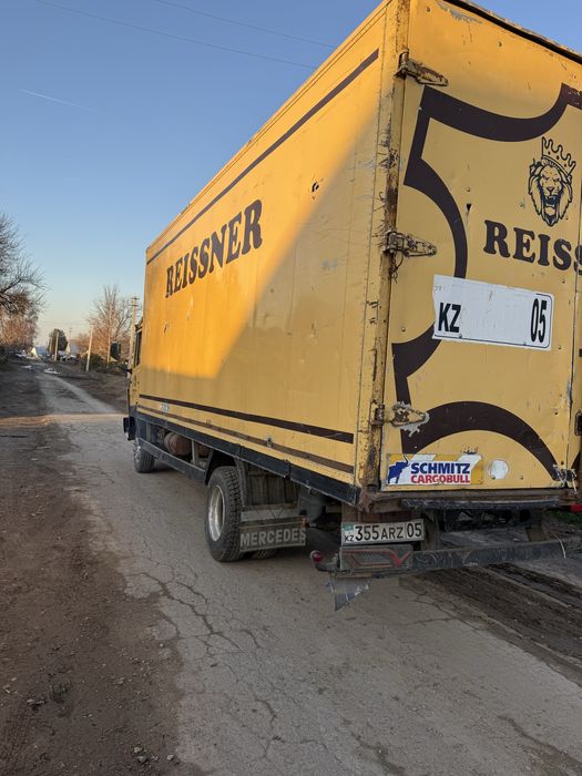 Мерс 814 на ходу