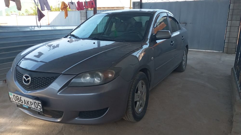 Продам авто Мазда 3