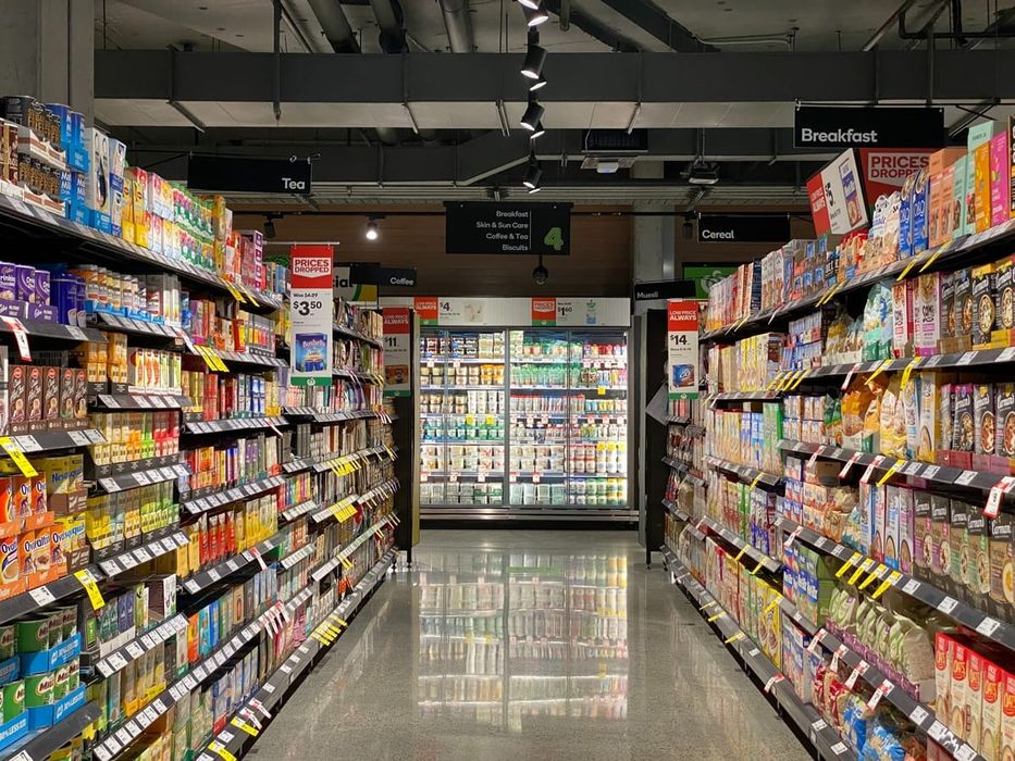 Sifati kafolatlangan Zavod Stellaji, Supermarket polka, vitrina tokcha