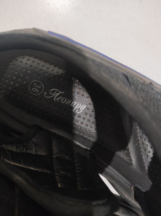 Продам босоножки для мальчика