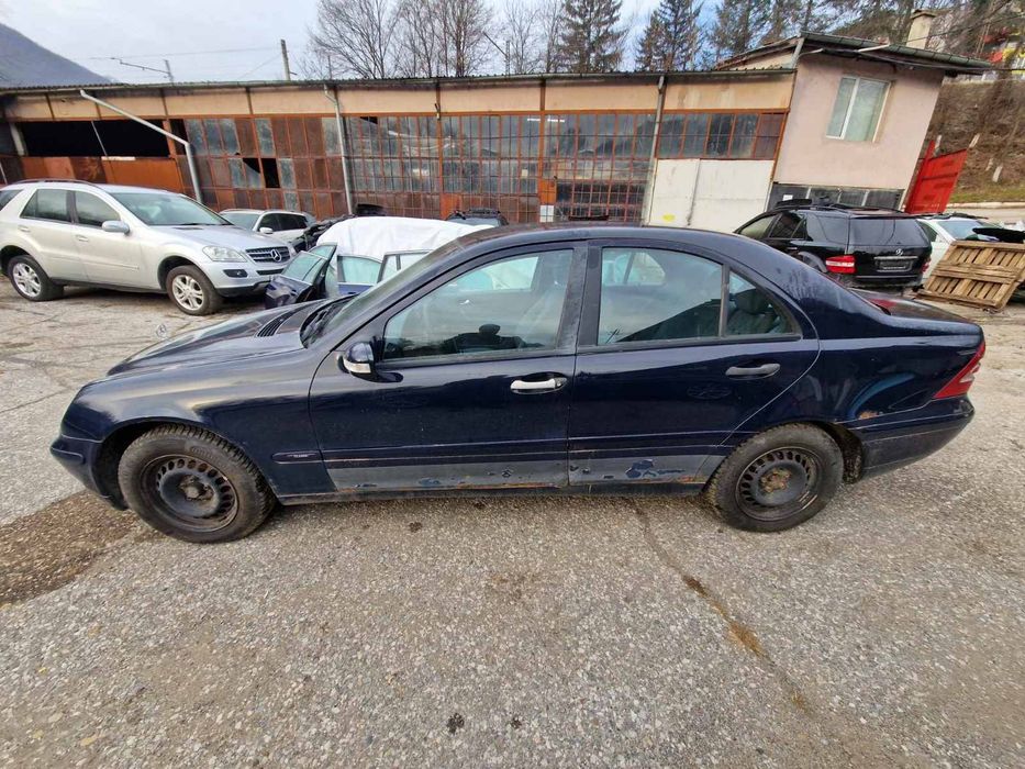 Mercedes W203 C200CDI 116кс ксенон ръчка седан НА ЧАСТИ!