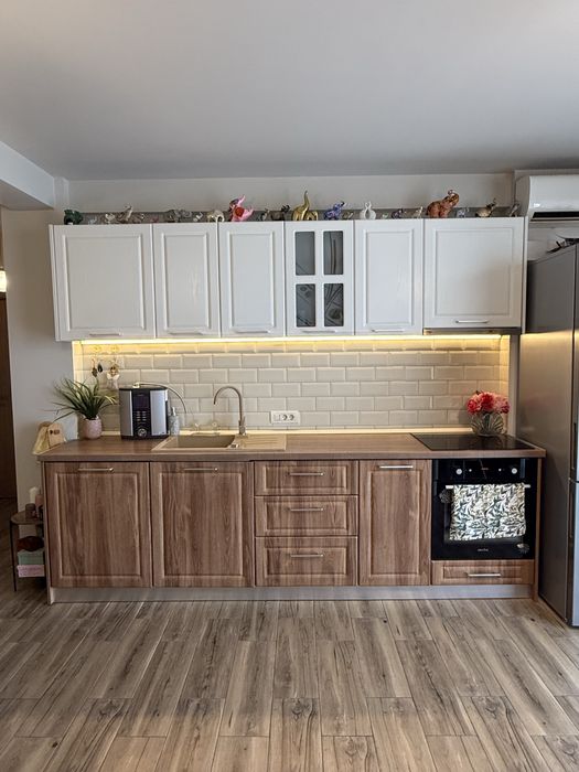 Vand apartament 2 camere + loc de parcare in Cartier Steaua de Mare 2