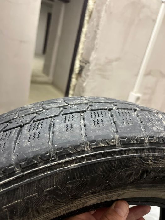 Продам шины бу 215/60,R17