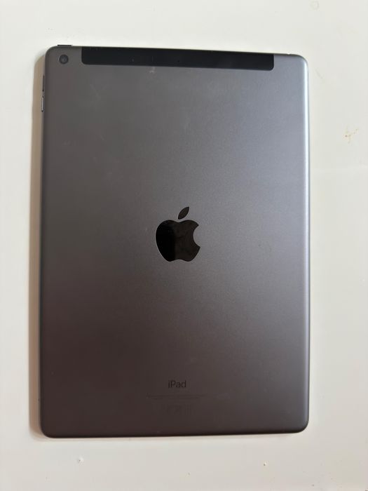 iPad 9th gen space grey