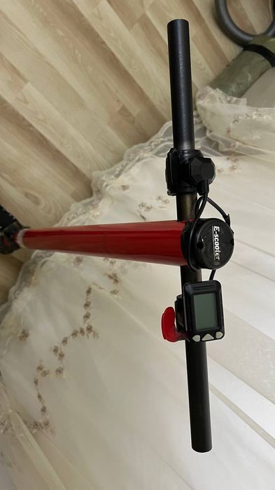 Продам Электро Самакат E-Scooter
