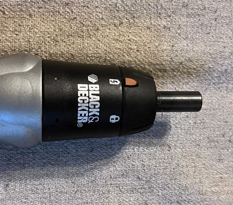 Surubelnita electrica Black&Decker KC9069, 6V, functionala pe baterii