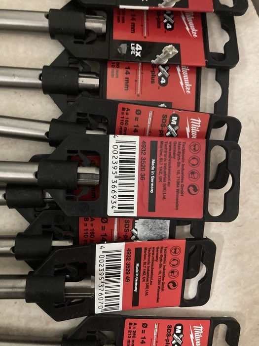 Burghiu Milwaukee Sds Plus MX4 14x160mm,14x210mm,14x260mm