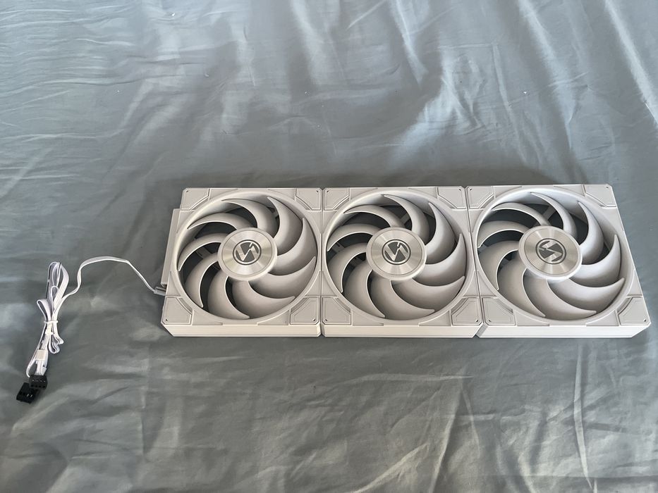 Lian Li Uni Fan P28 V2 120mm вентилатори