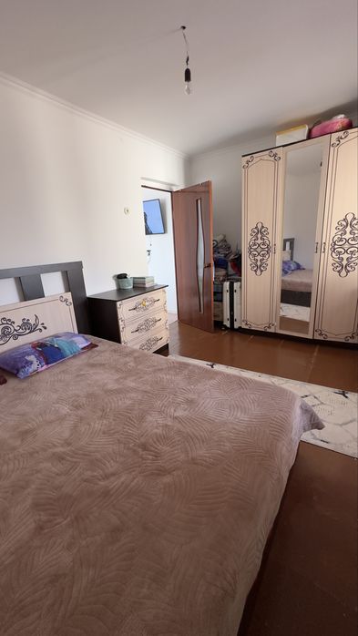 Продается трёхкомнатная квартира