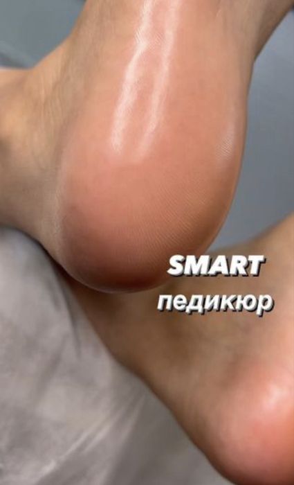 Маникюр и педикюр