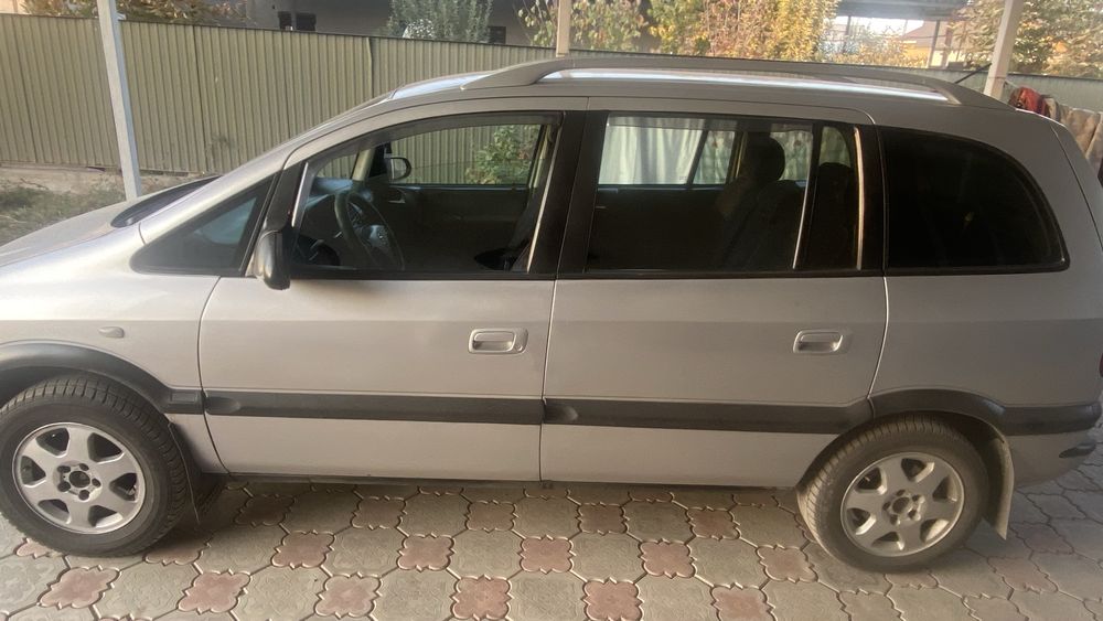 Opel Zafira 2002