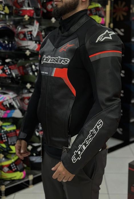 Geaca Alpinestars piele 52 NOUA. Geaca moto piele. ALPINESTARS. NU DAINESE