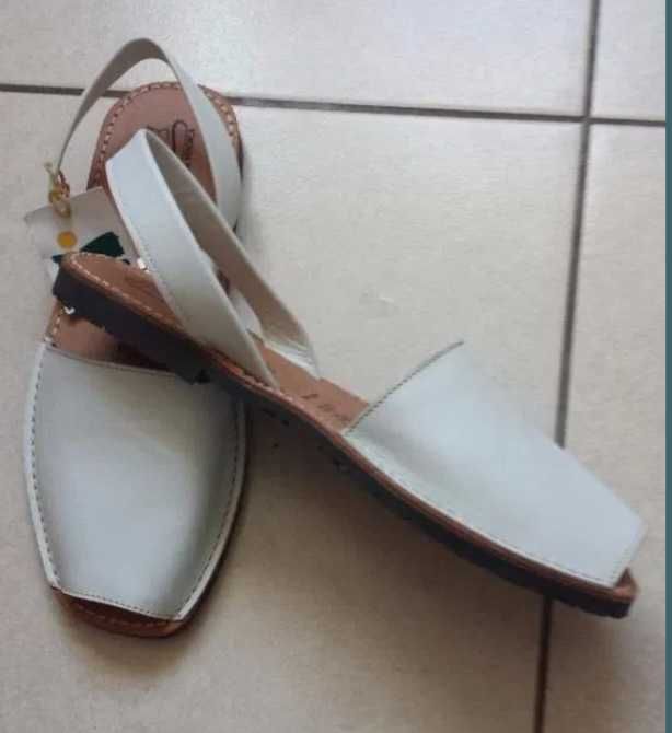 Sandale unisex.albe.mar.42