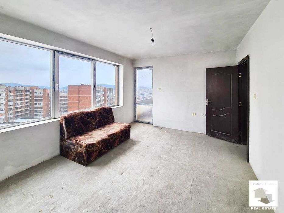 104982 Тристаен апартамент ново строителство, кв. К.Фичето, В. Търново