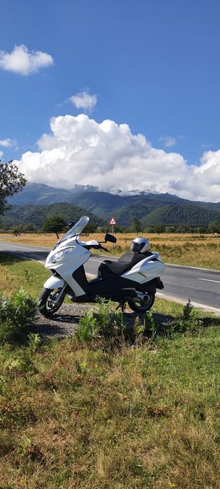 Maxi scuter Peugeot satelis 125 i
