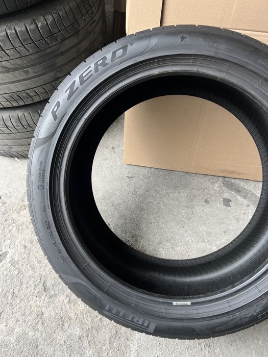 4 anvelope vara 275/40/20 + 245/45/20 , Pirelli !
