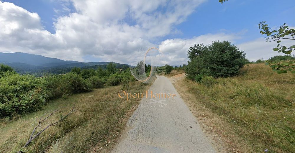 Парцел с панорама до ток и асфалт гр.Батак