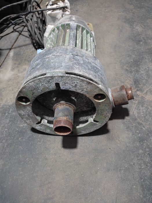 Насос водяной Аракс