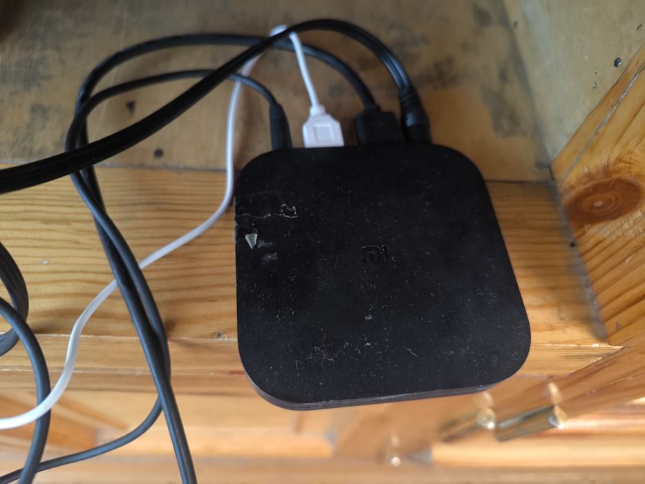 LG Flatron+mi box s 2k voice+hdmi to AV changer (hammasi birga)