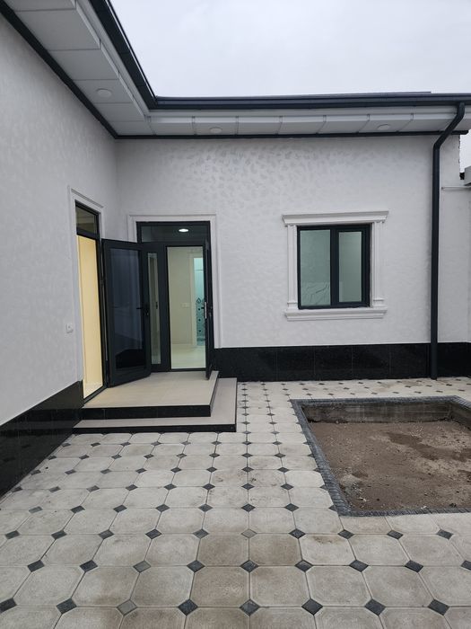 Без маклер! Зангиота зиёратгох ёнида ховли сотилади!