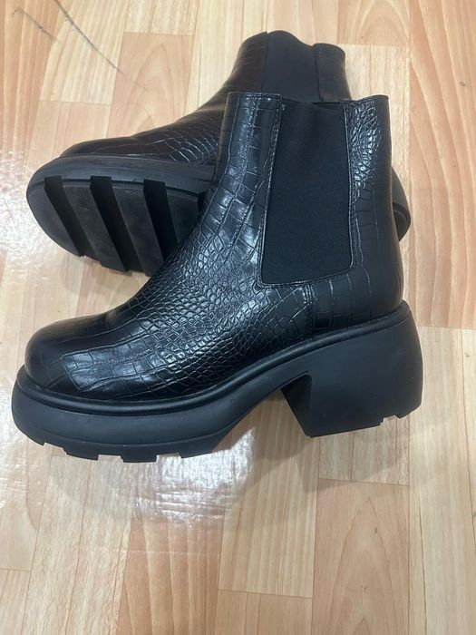 Ботинки зимние , натуралка 40р