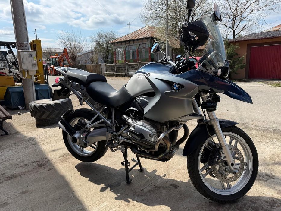 Vând BMW R 1200 GS Full Option + Set complet accesorii premium (far LED, tobe, cutii sidecases)