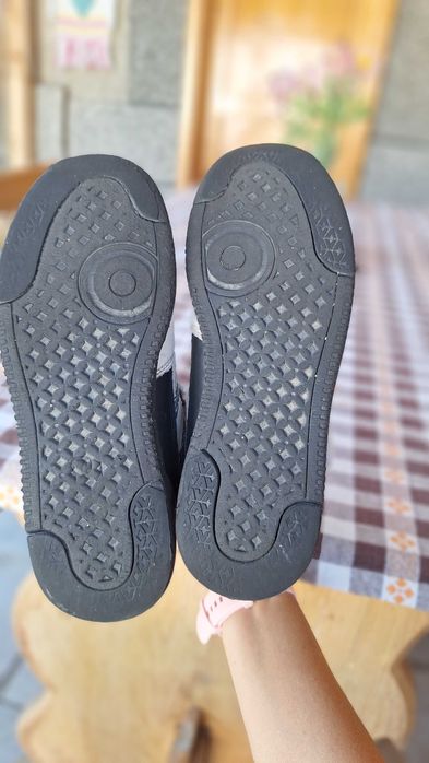 Маратонки APG за момче