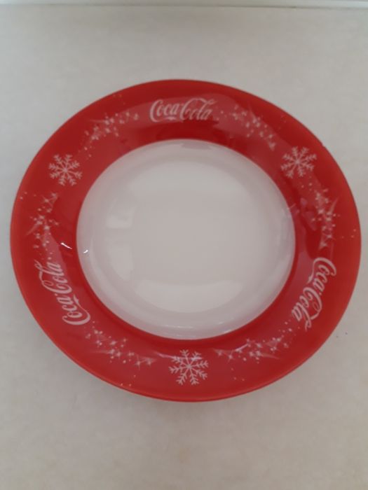 Продам тарелки Coca-Cola
