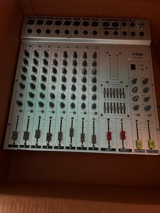 Пульт музыкальный микшер