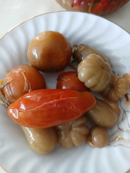 Murături 100%bio culese din curte