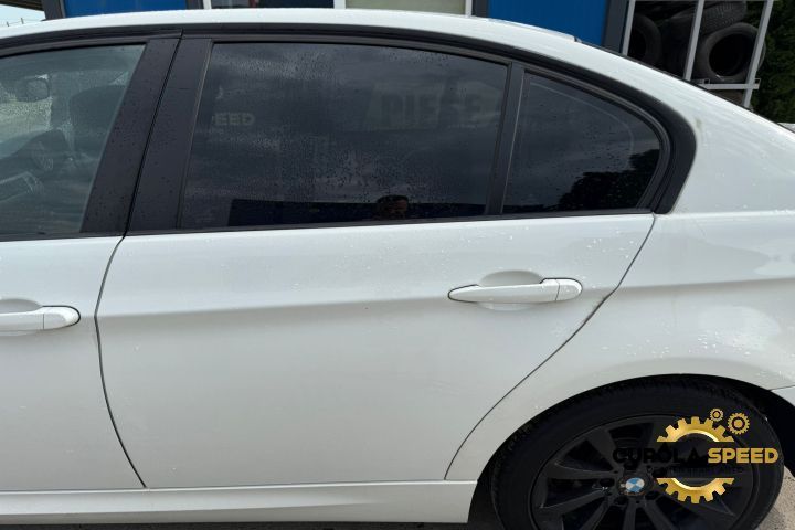 Usa Portiera spate stanga culoare ALPINWEISS (300) BMW Seria 3 E90 [2