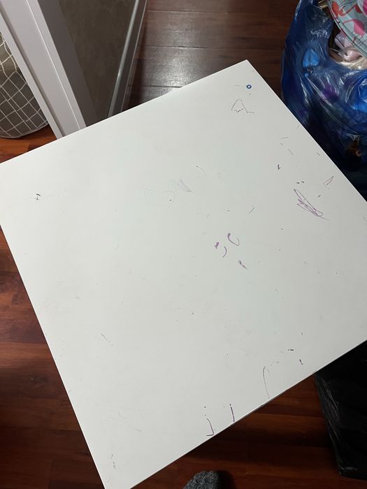 Детский столик со стулом