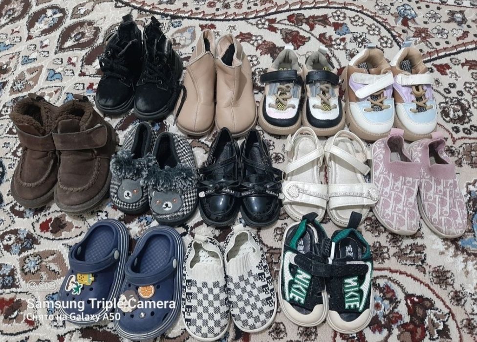 Детский обувь 20 тадан зиёт бор. Размерлари хар хел