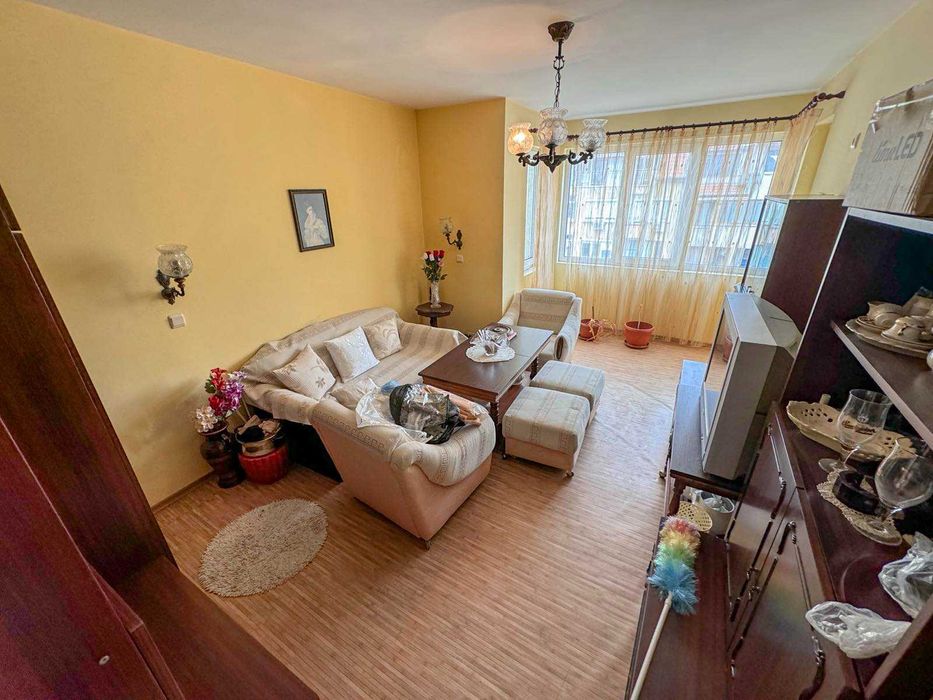 Продава се Тристаен апартамент в Бургас, Лазур - 104 кв.м за 2068 €/кв.м - Снимка #13