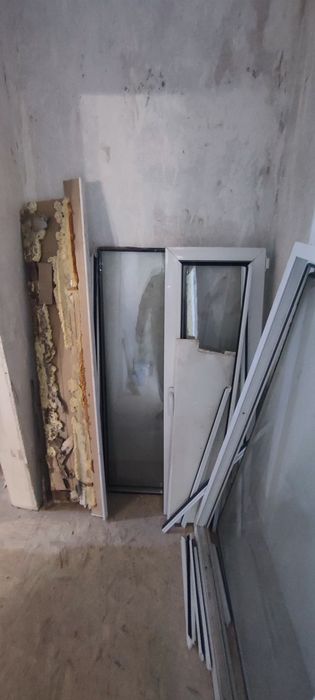 Продам пластиковые окна б/у в нормальном состоянии